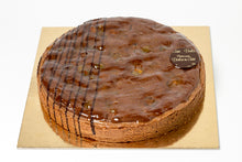 Load image into Gallery viewer, Frangipane Cake with Chocolate and Apricot
